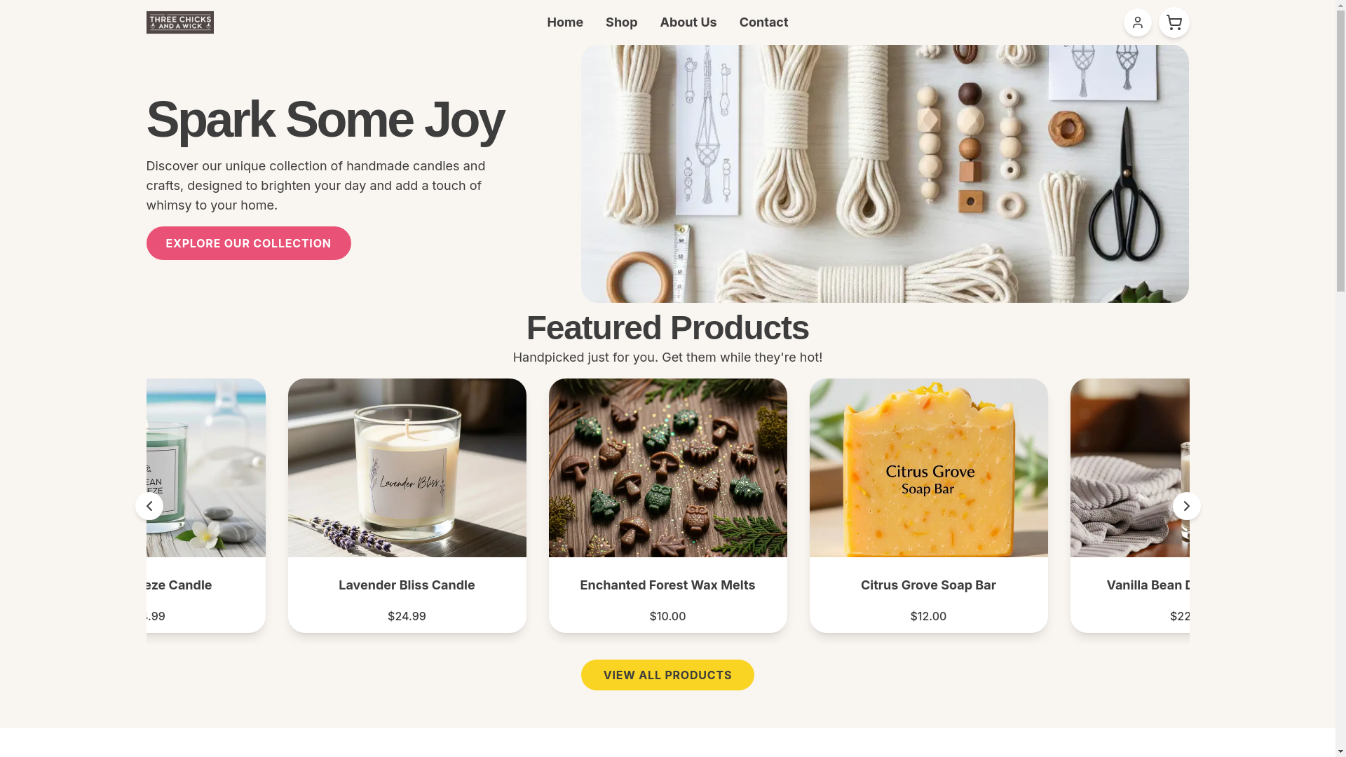 website screenshot of https://threechicksandawick.com/