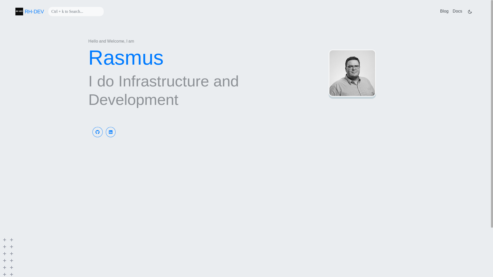website screenshot of https://rhdev-website.pages.dev/