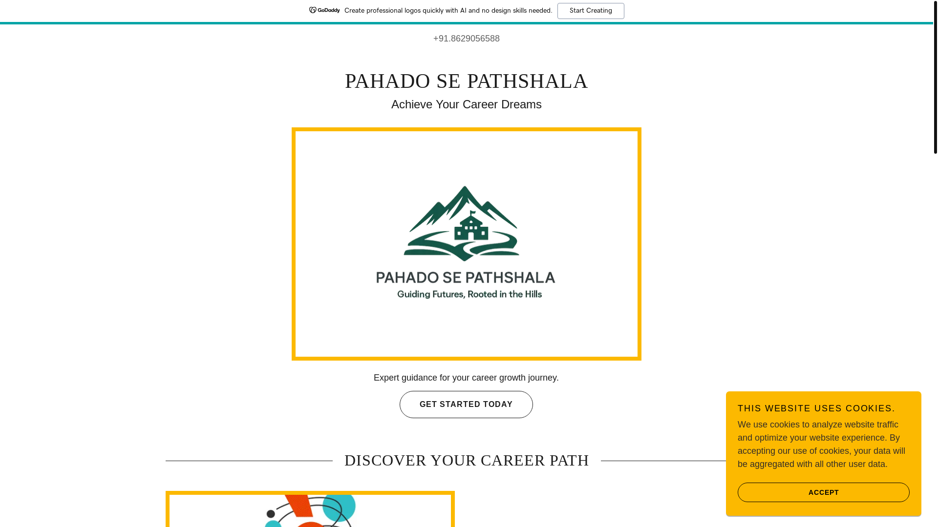 website screenshot of https://pahadonsepathshala.in/