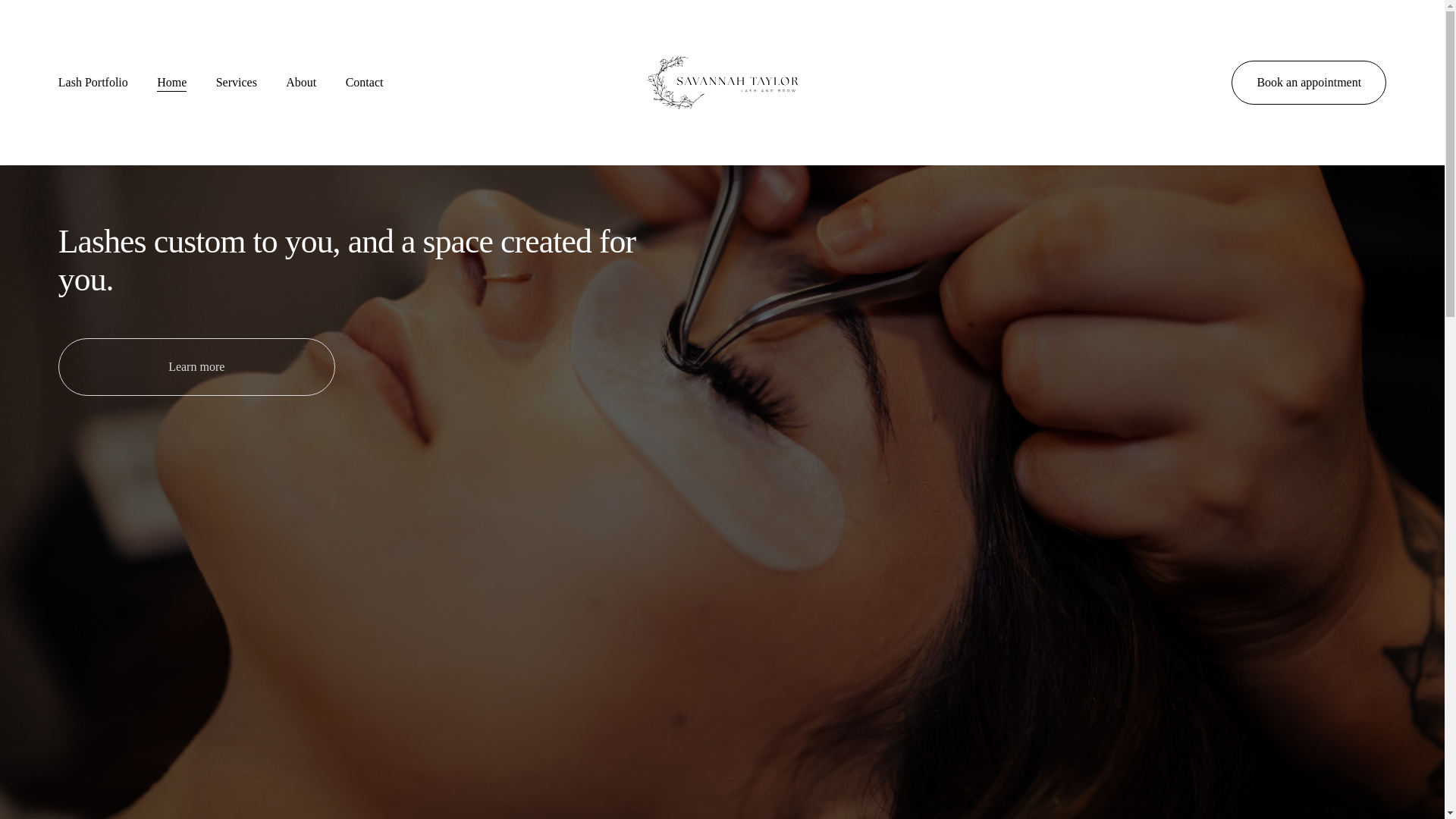 website screenshot of https://savannahtaylorlashandbrow.com/