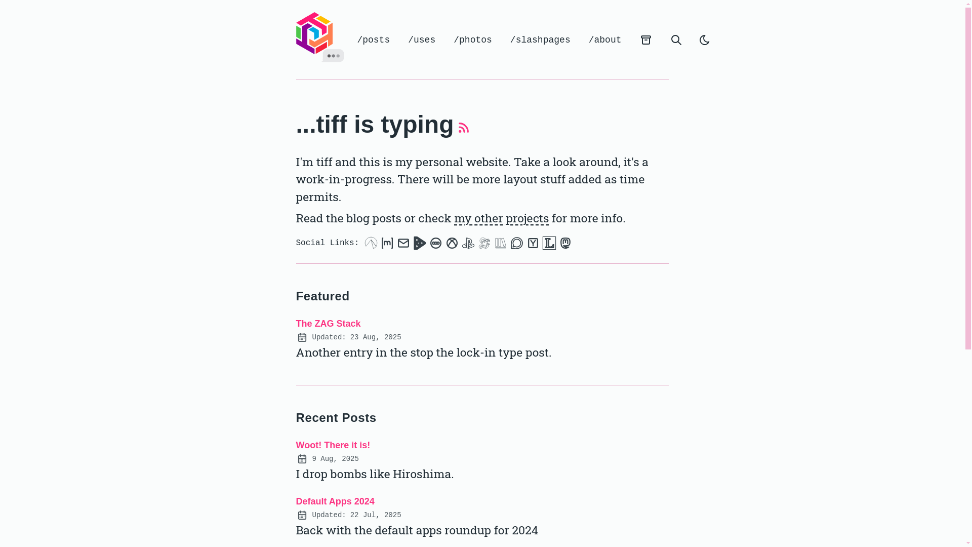 website screenshot of https://tiffisnota.live/