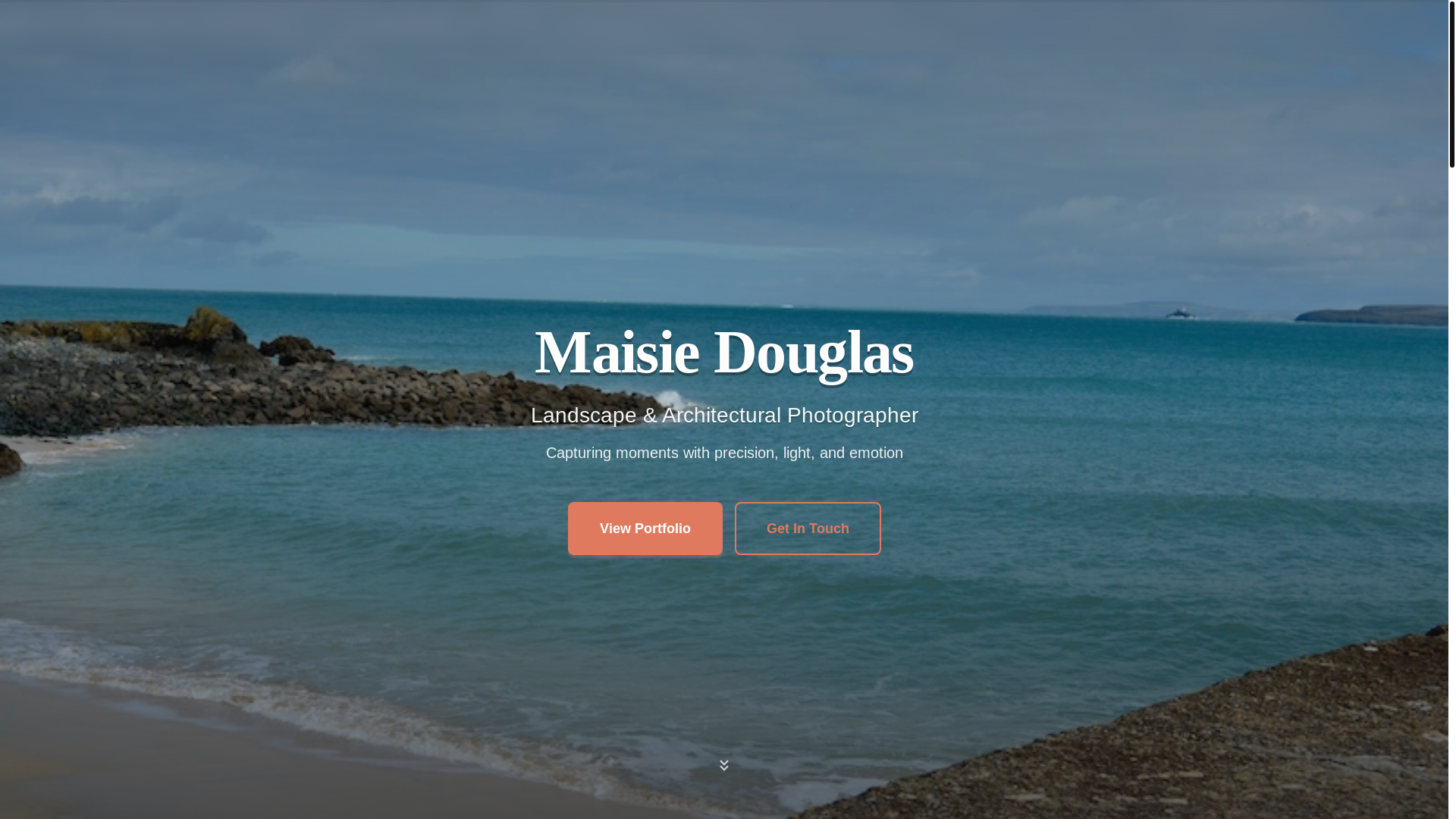 website screenshot of https://maisiedouglas-com.pages.dev/
