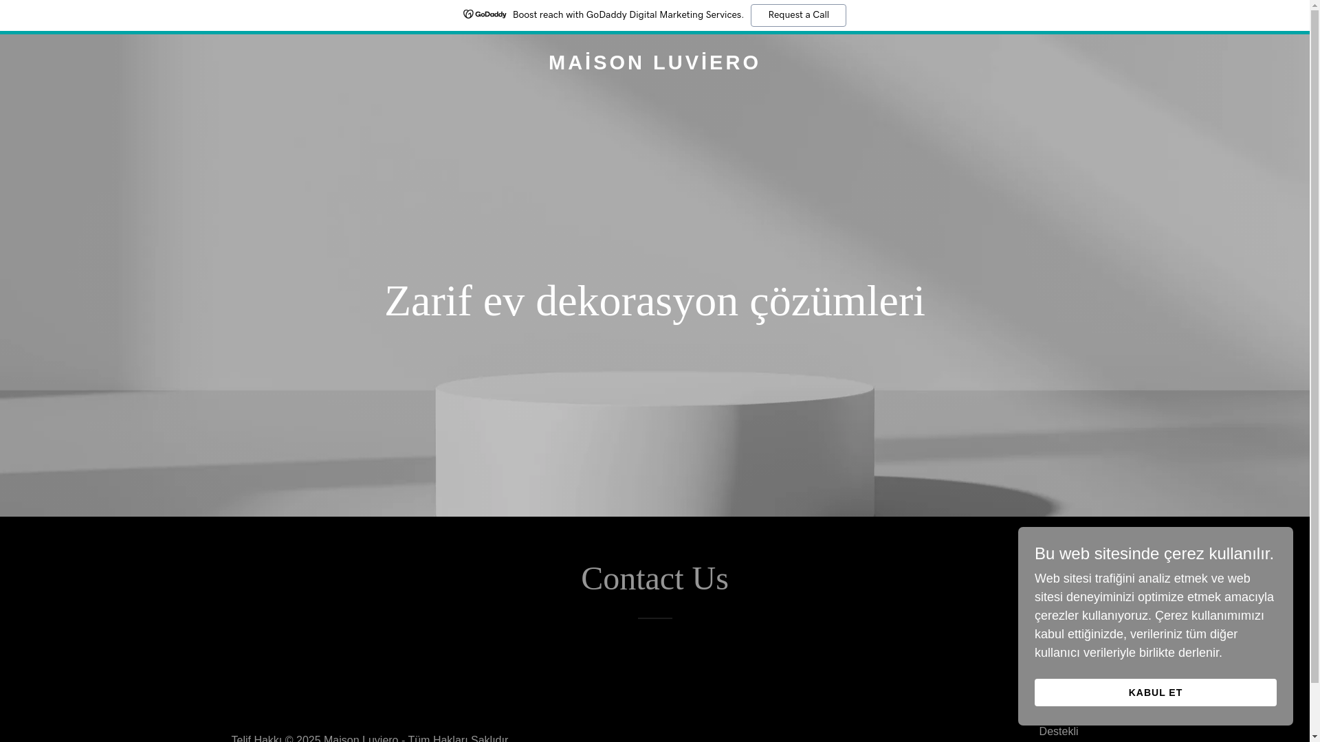 website screenshot of https://maisonluviero.com/