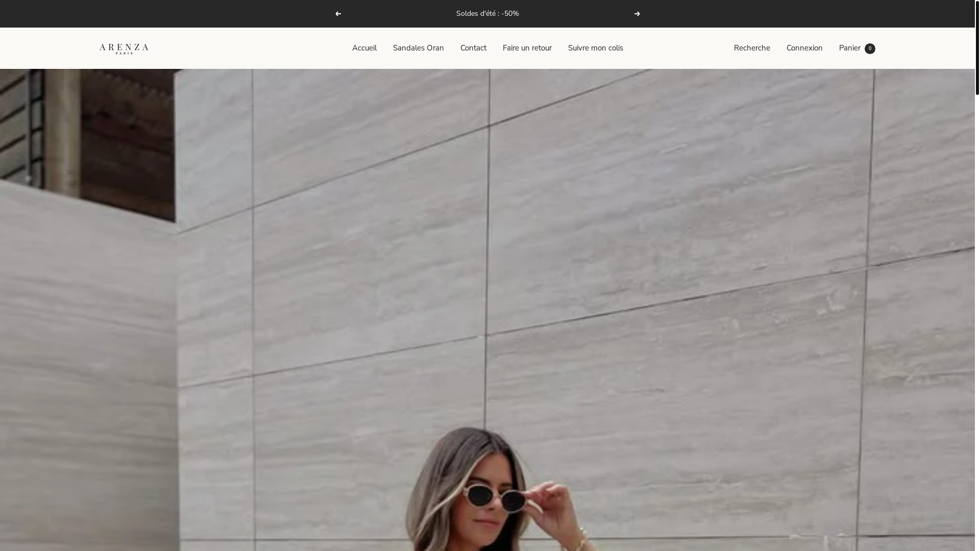 website screenshot of https://naveaparis.com/