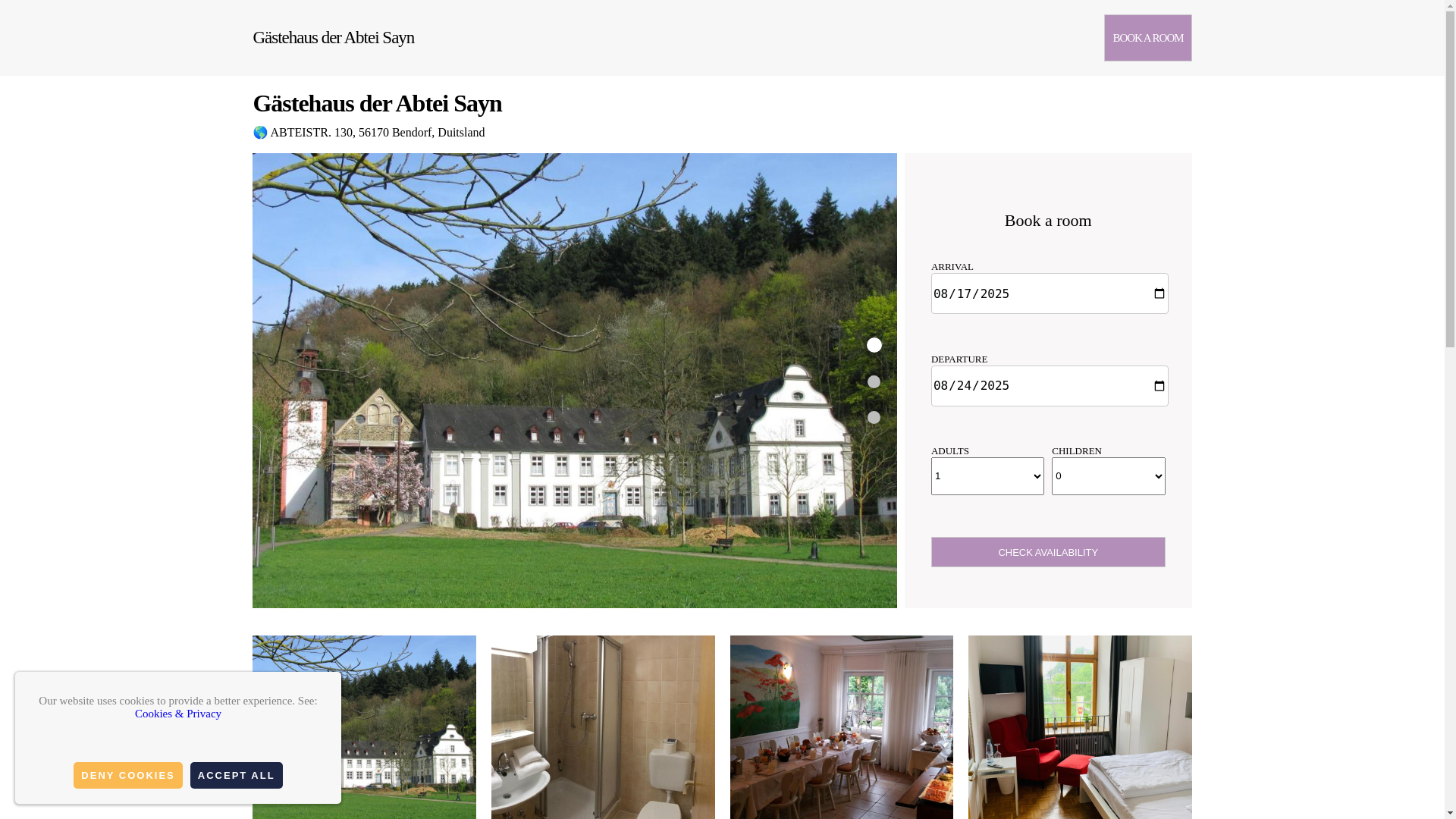 website screenshot of https://hostel-abbey-sayn.com.es/