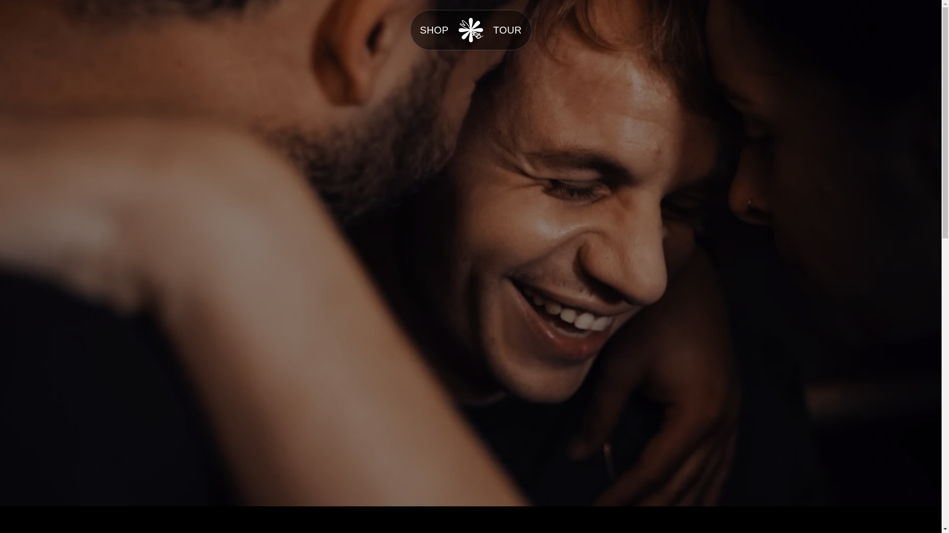 website screenshot of https://samquealy.store/