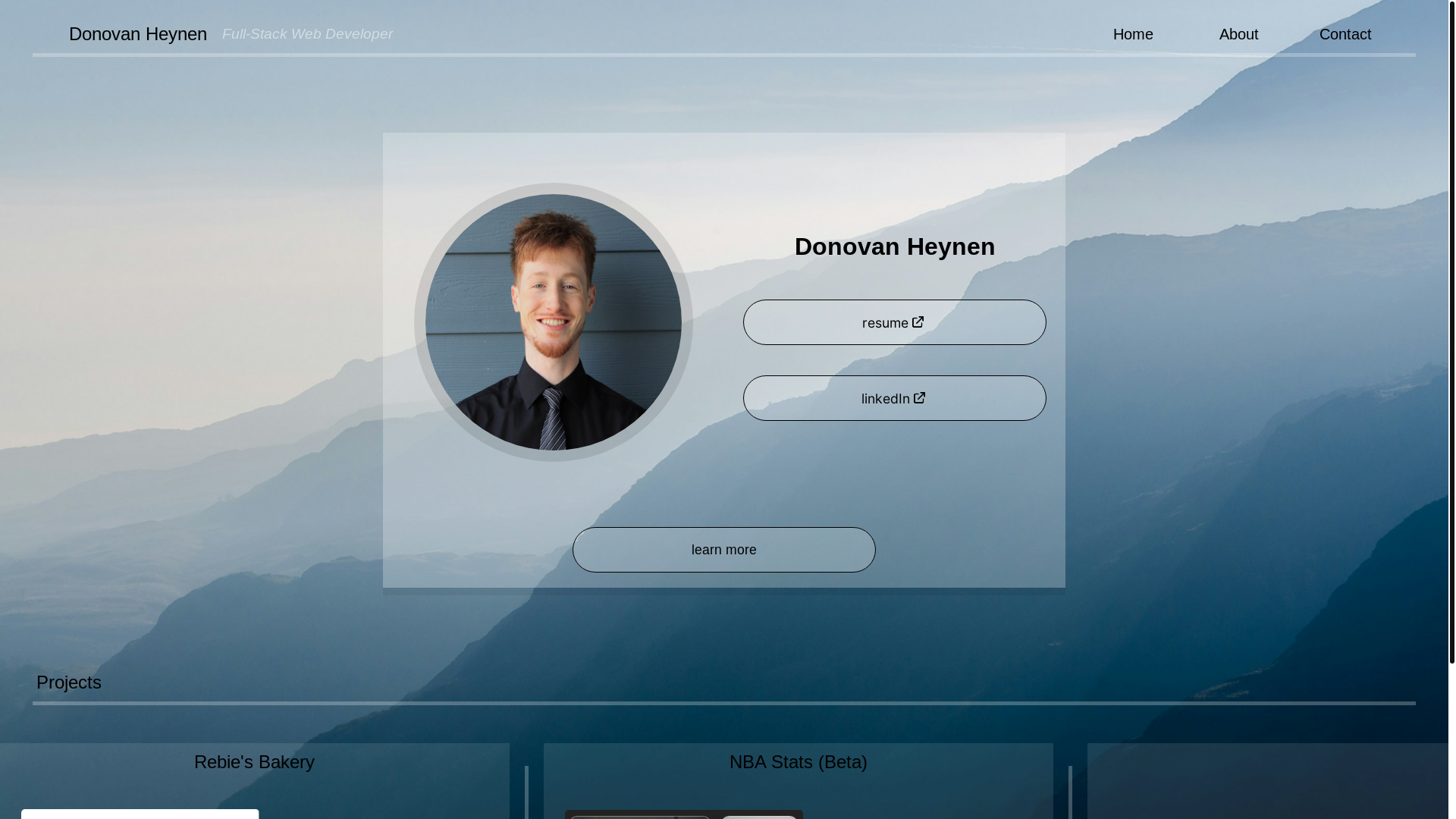 website screenshot of https://portfolio-heynend.pages.dev/