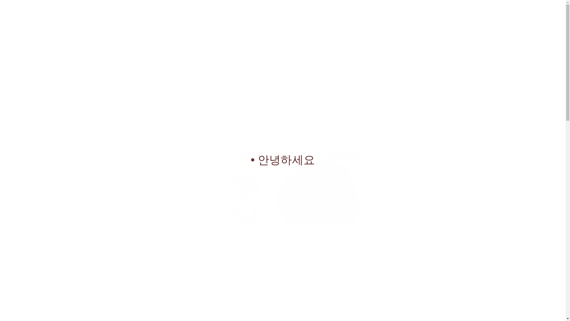 website screenshot of https://breakthecrust.asia/