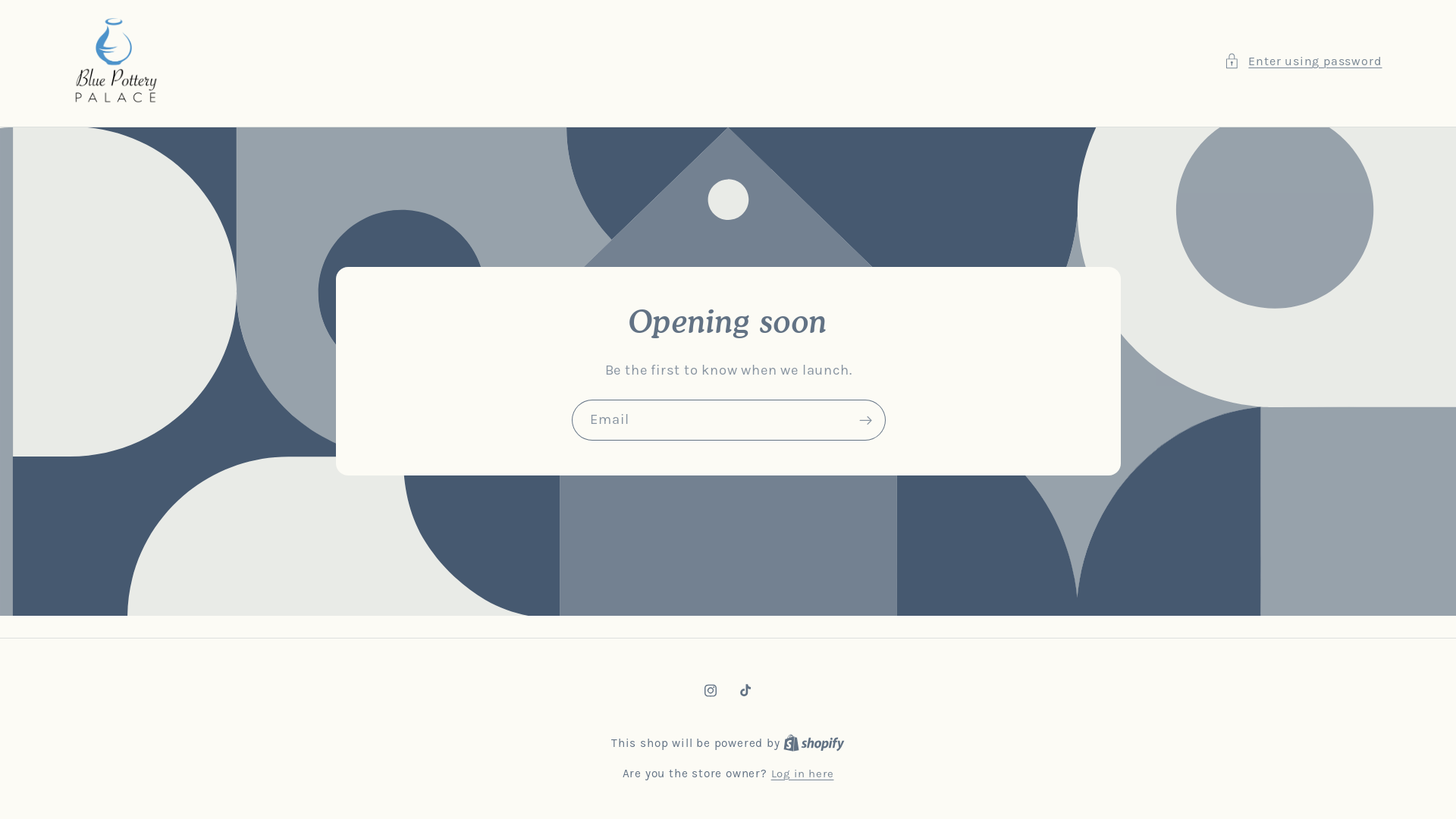 website screenshot of https://bluepotterypalace.com/