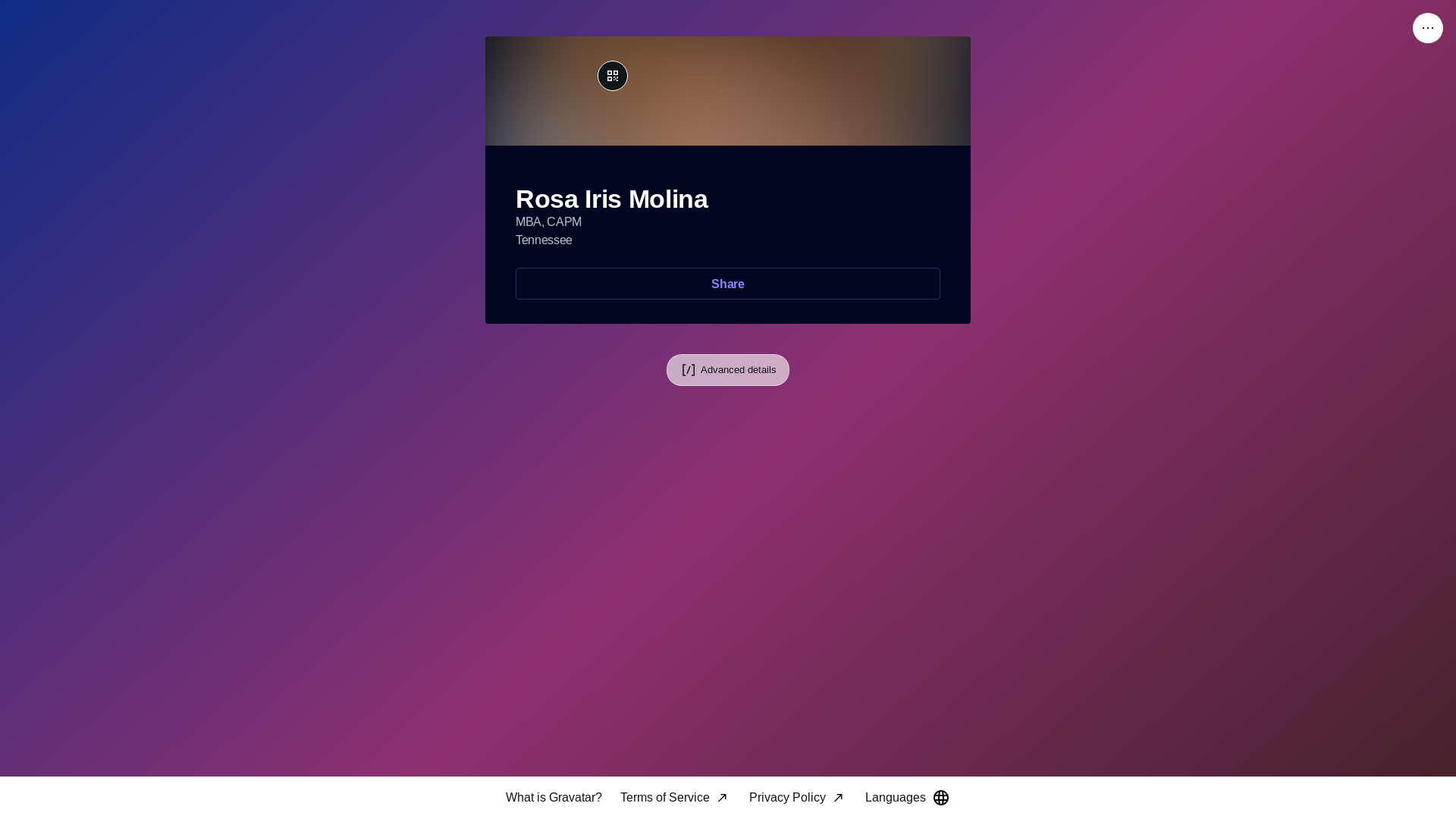 website screenshot of https://rosairismolina.link/