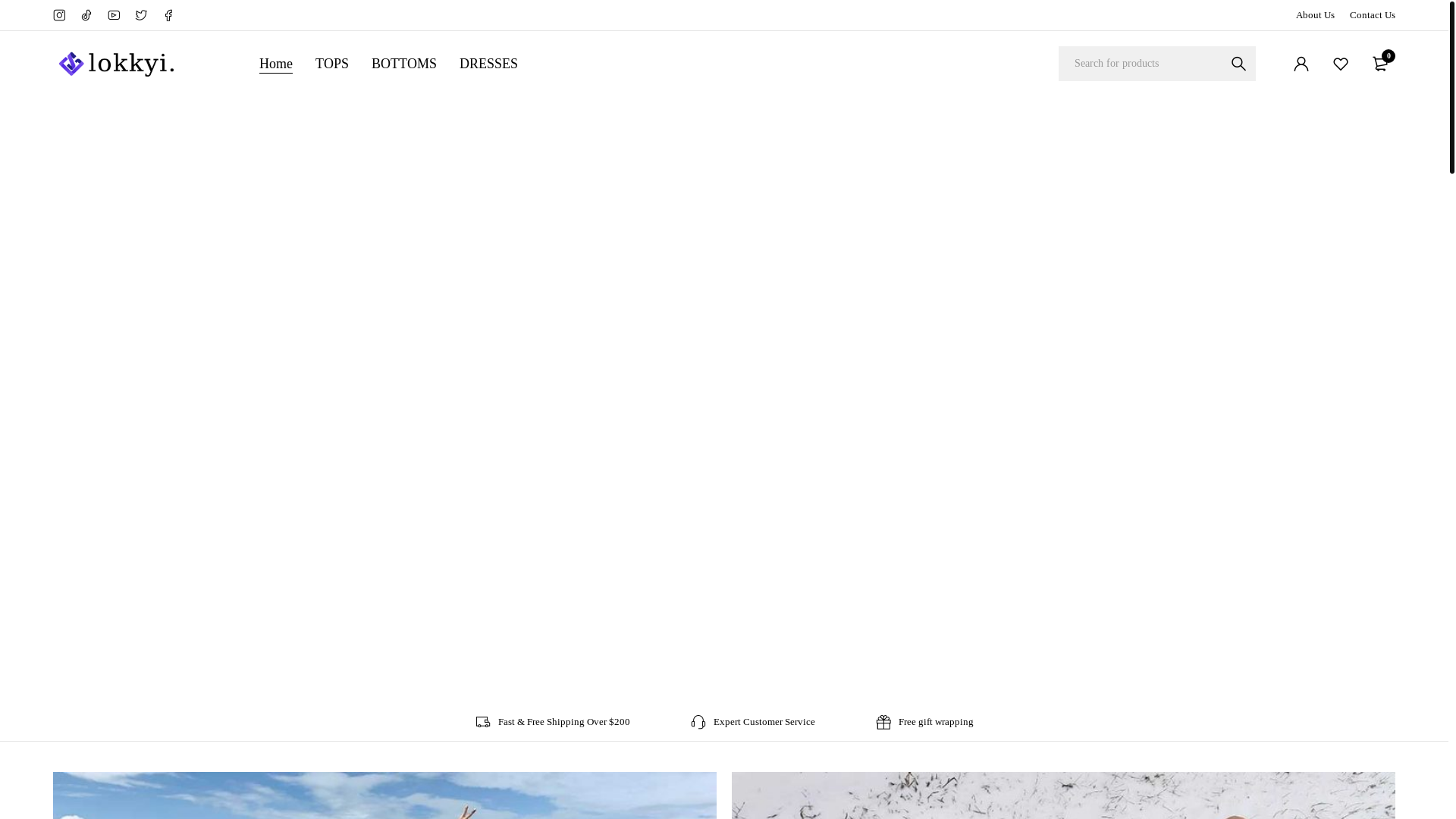 website screenshot of https://garaclothingca.com/