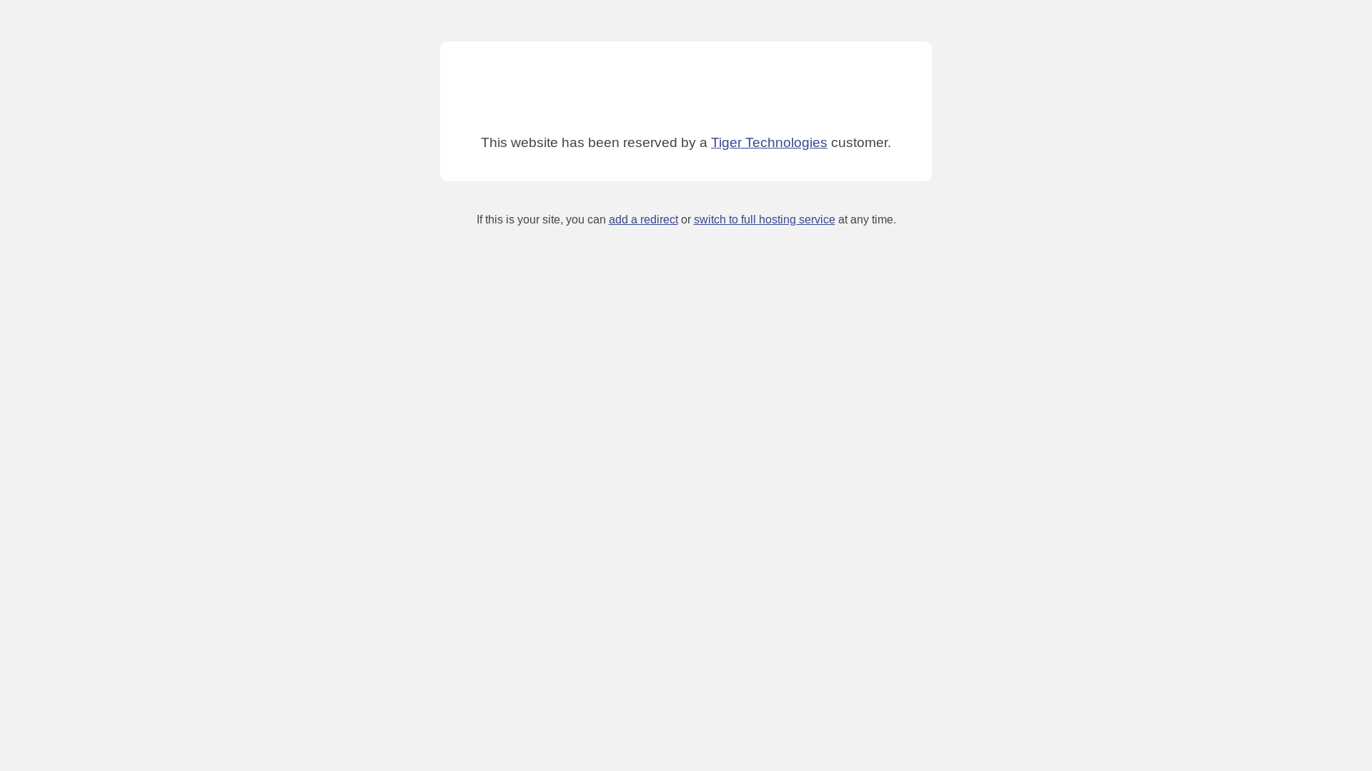 website screenshot of https://lacalacapottery.com/