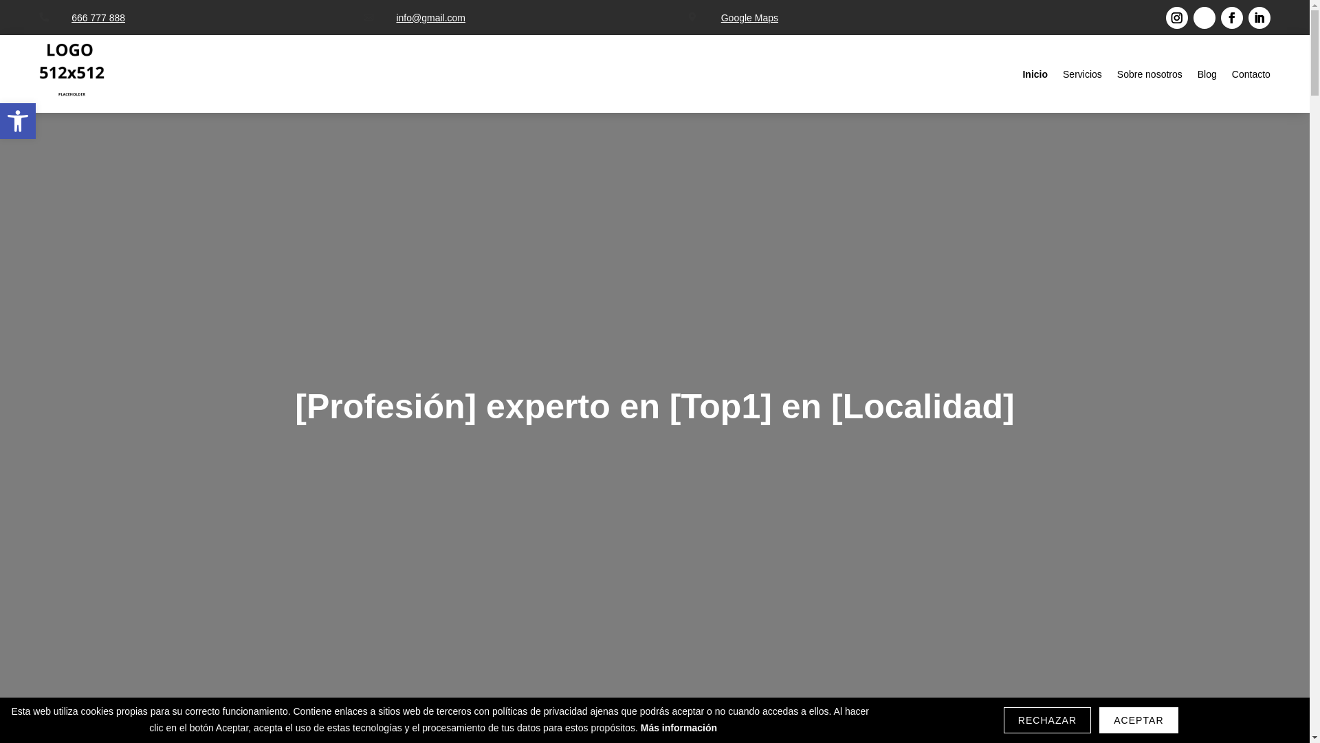 website screenshot of https://arnaujulia.com/