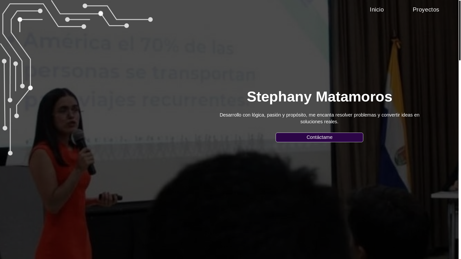 website screenshot of https://stephanymatamoros.pages.dev/