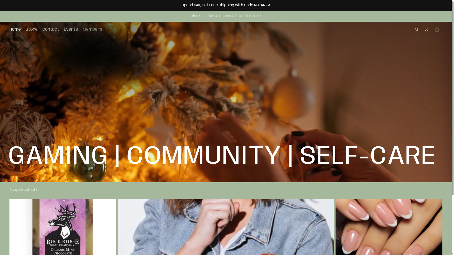 website screenshot of https://pixelandpamper.com/