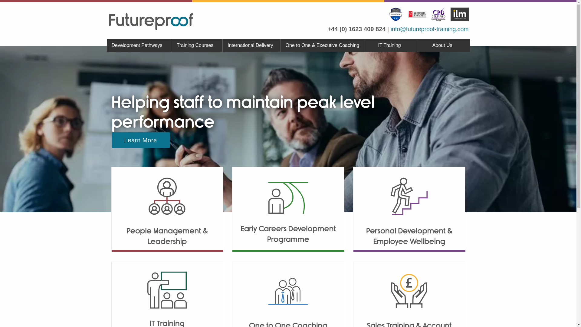 website screenshot of https://futureprooftrainningcloud.com/