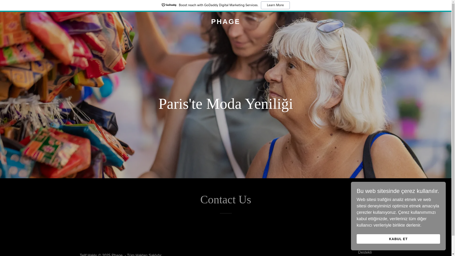 website screenshot of https://phageparis.com/