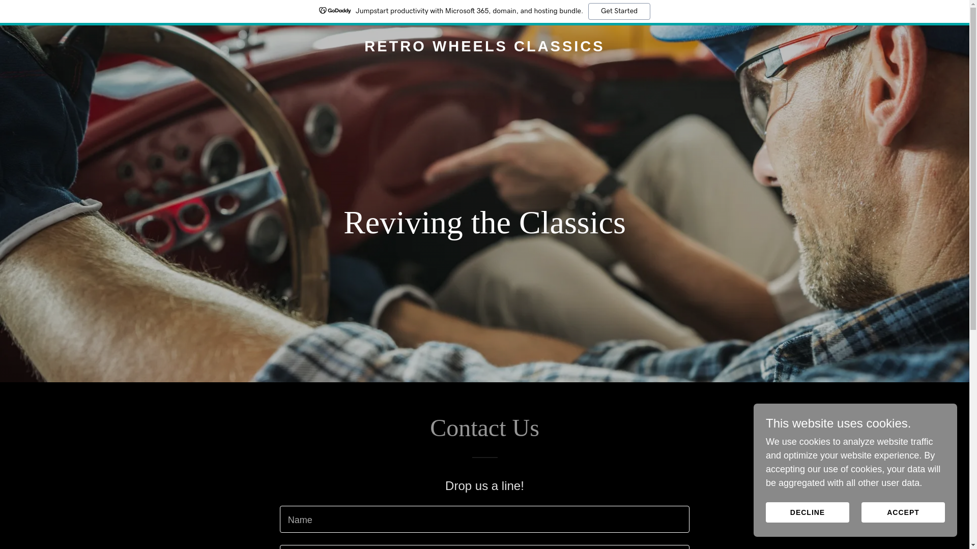 website screenshot of https://retrowheelsclassics.com/