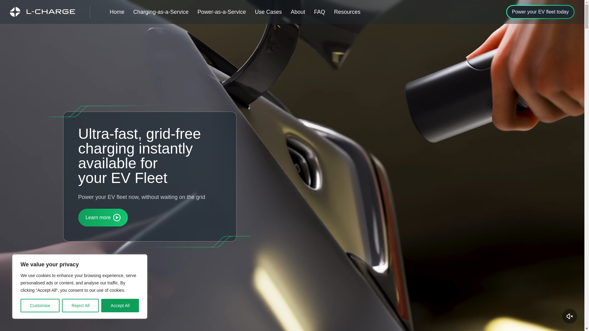 website screenshot of https://l-charge.net/