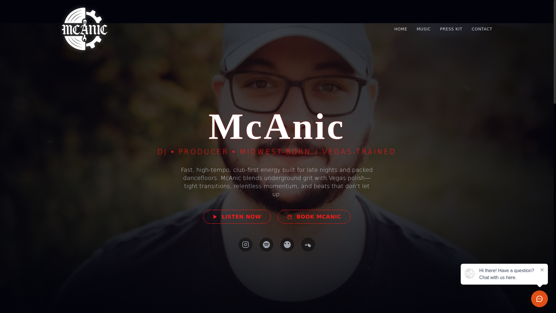 website screenshot of https://themcanic.com/