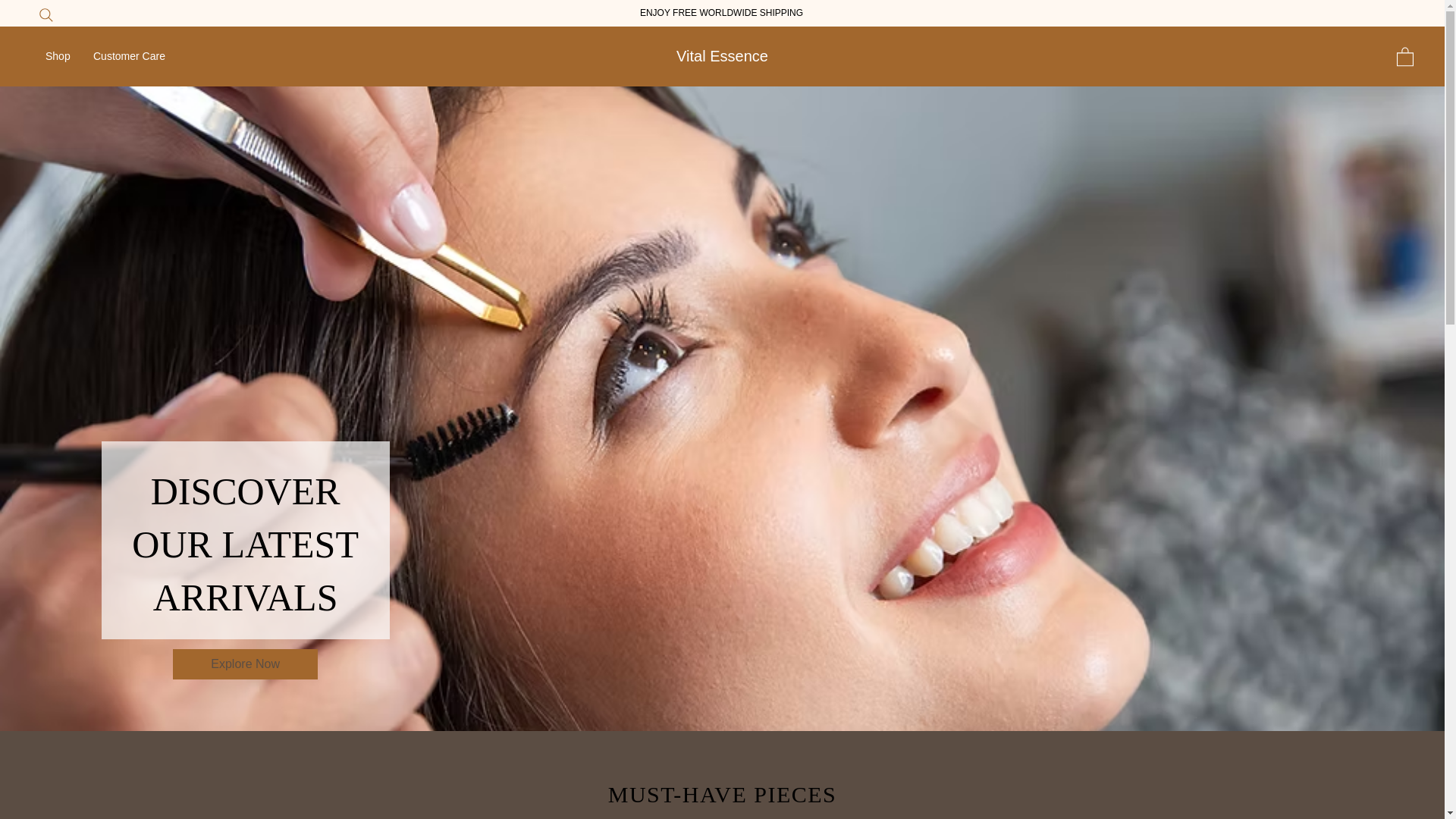 website screenshot of https://nakedessence.shop/