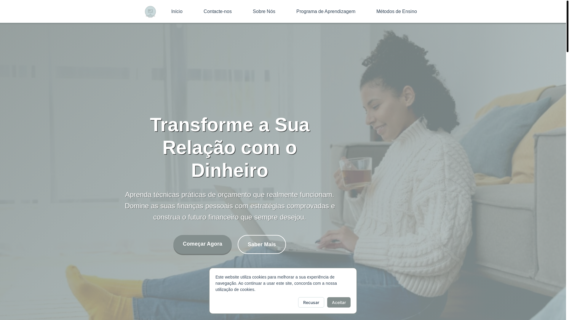 website screenshot of https://solynthavequomira.com/