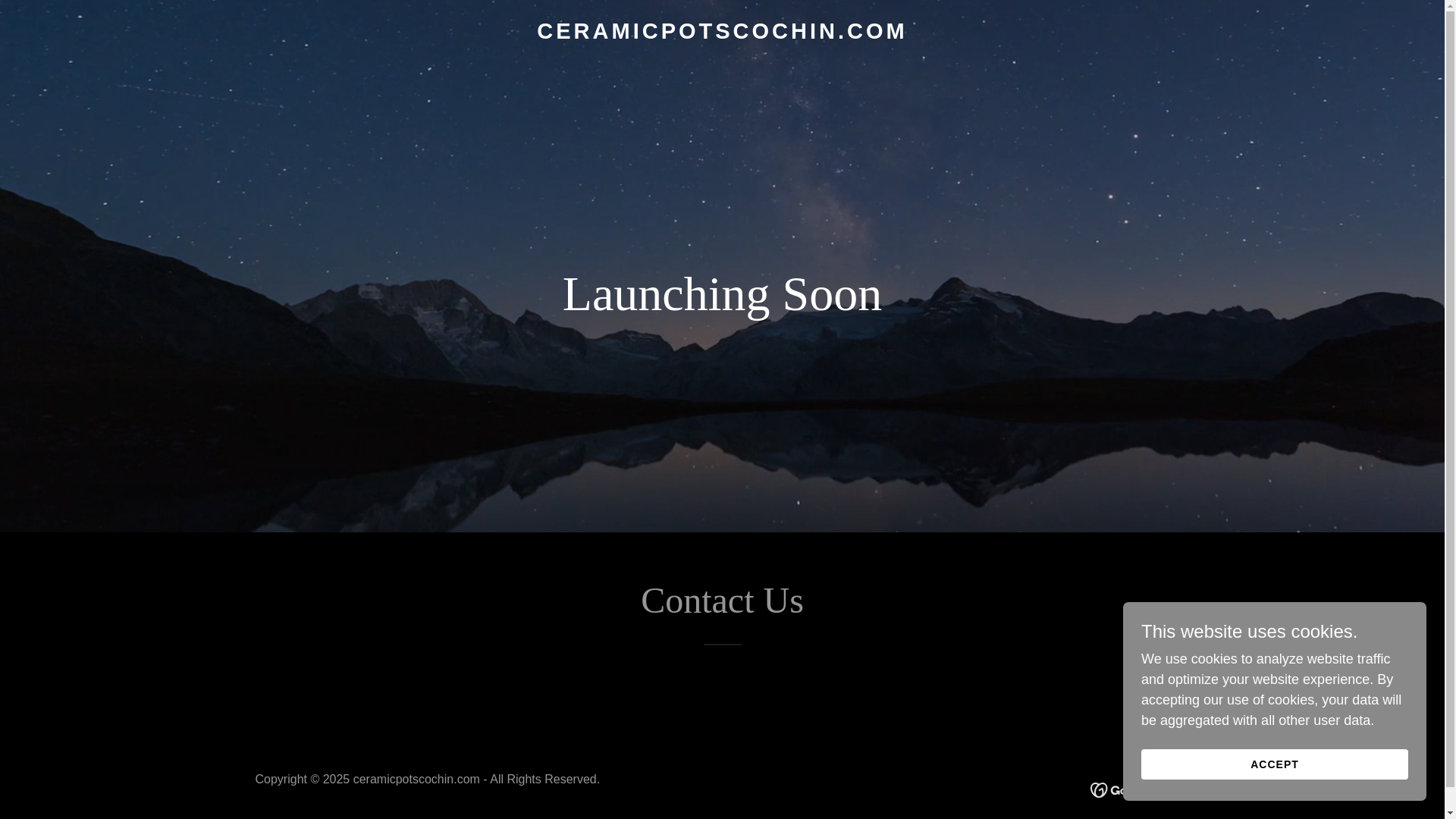 website screenshot of https://ceramicpotscochin.com/