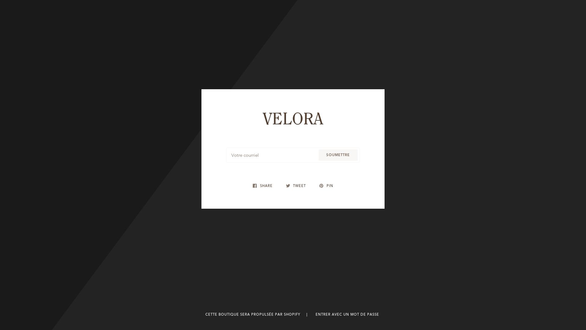 website screenshot of https://velloora.shop/