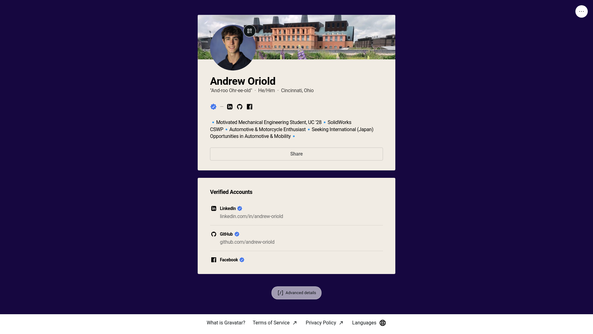 website screenshot of https://andreworiold.link/