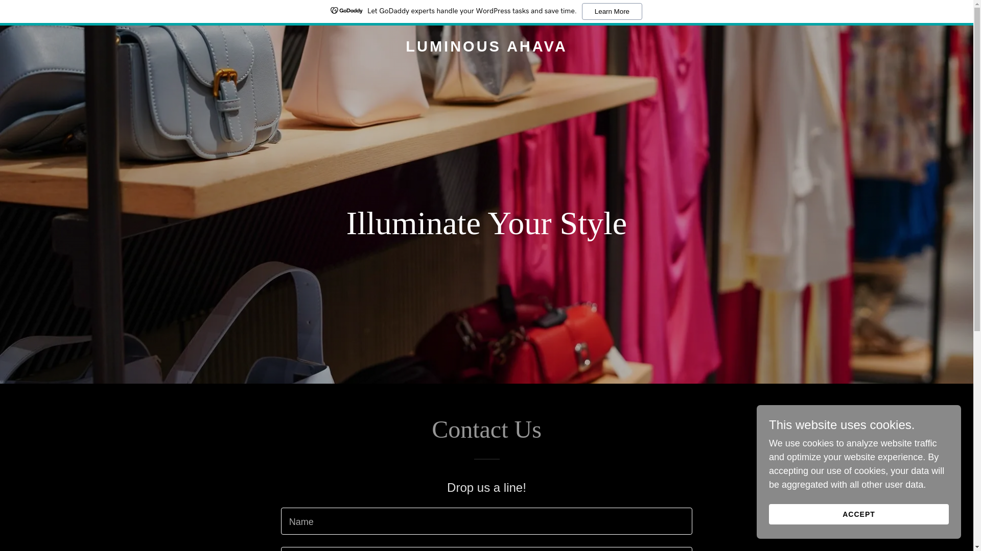 website screenshot of https://luminousahava.com/