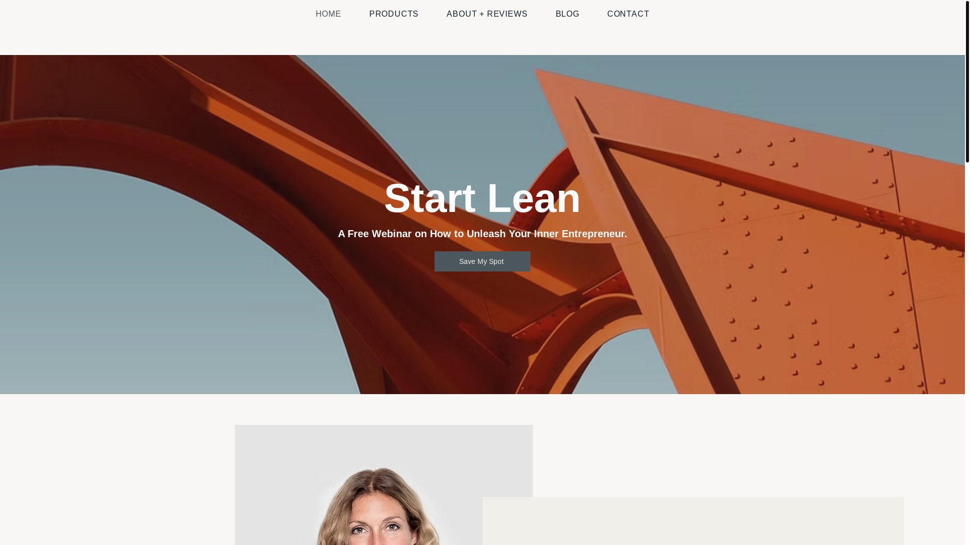 website screenshot of https://digitalproductswithjessa.com/