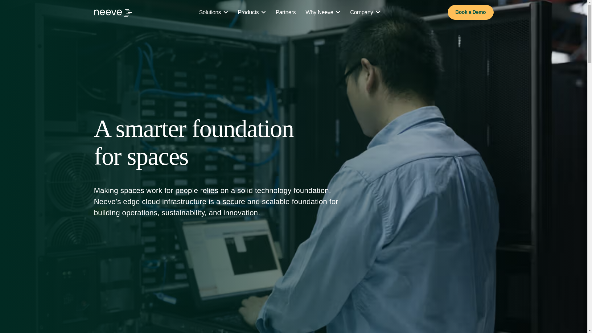 website screenshot of https://labsneeve.com/