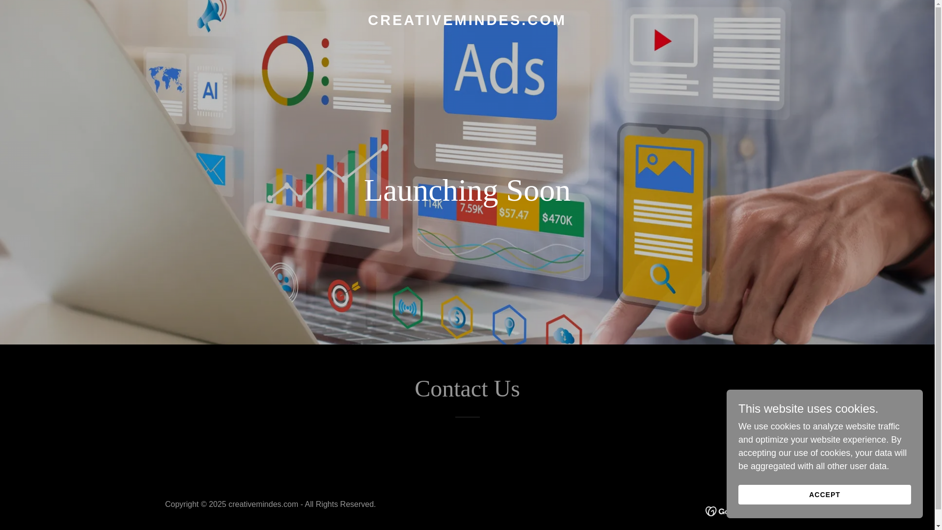 website screenshot of https://creativemindes.com/