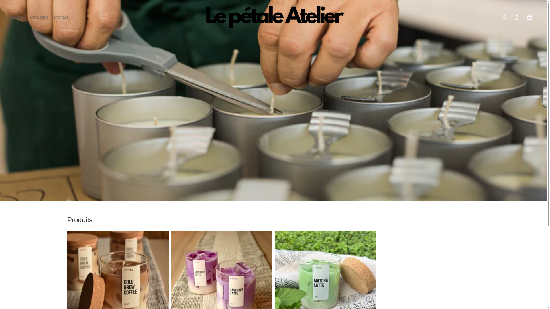 website screenshot of https://atelierlepetale.com/