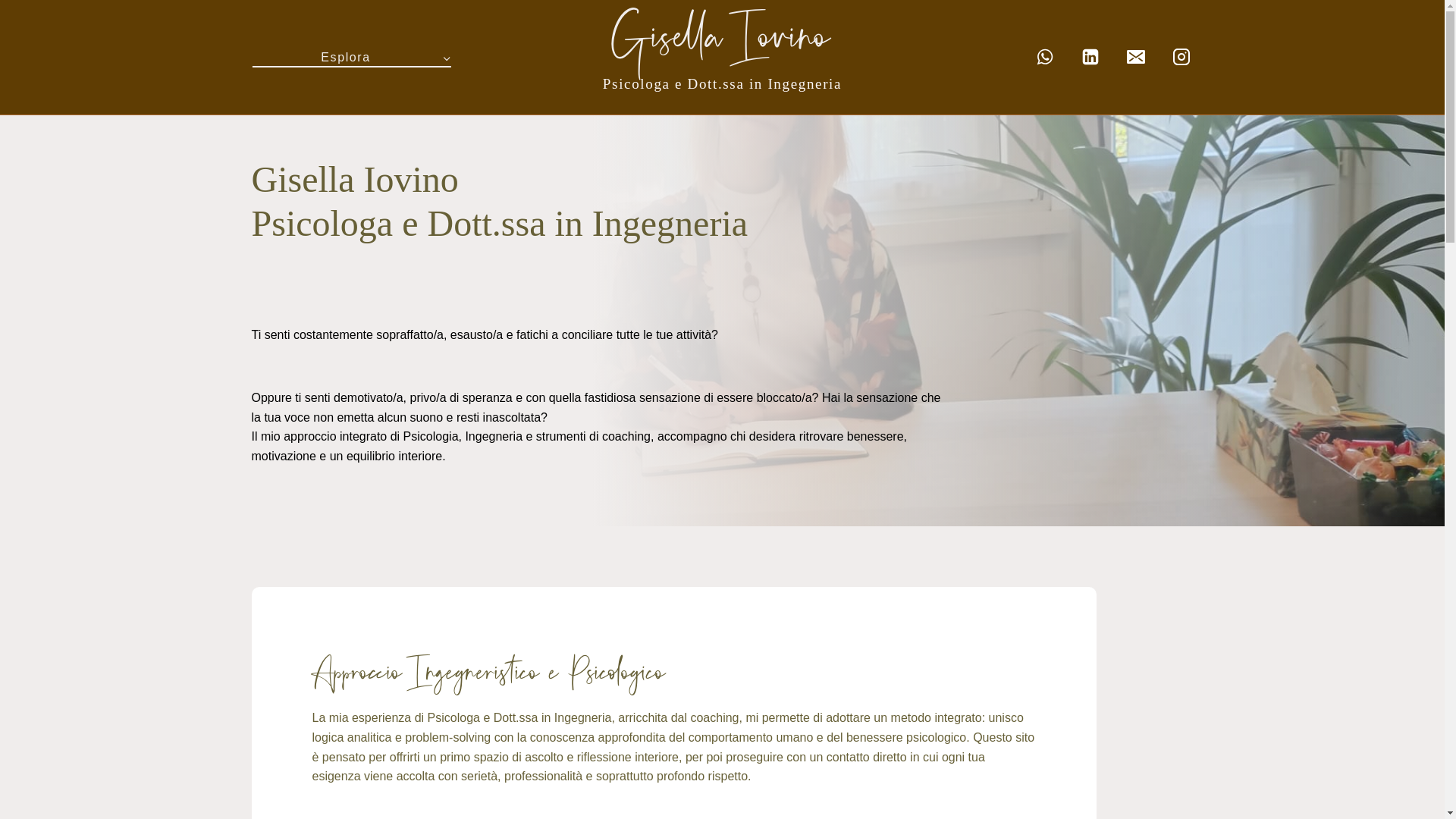 website screenshot of https://psicologaiovino.it/