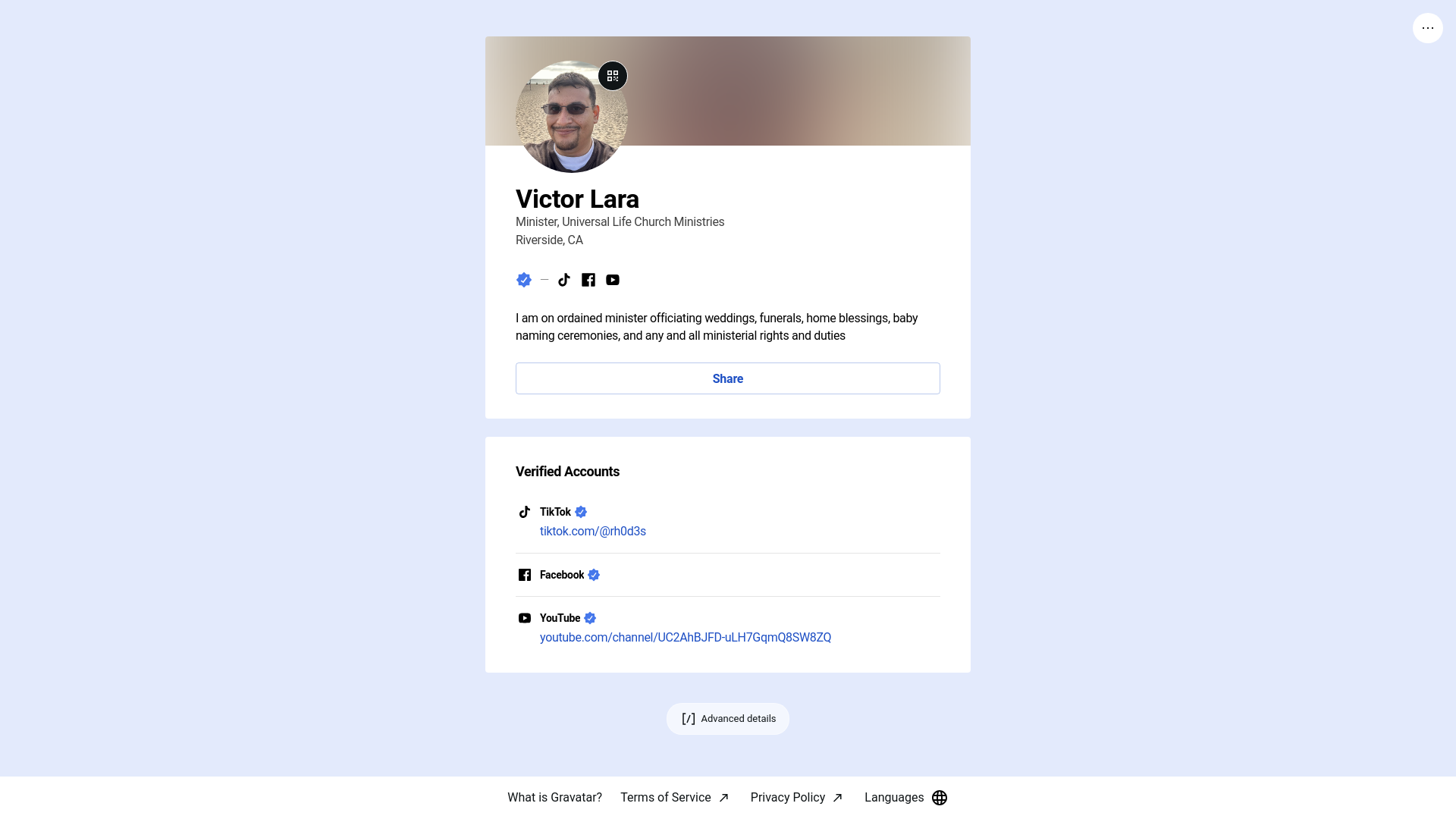 website screenshot of https://victorlara.link/