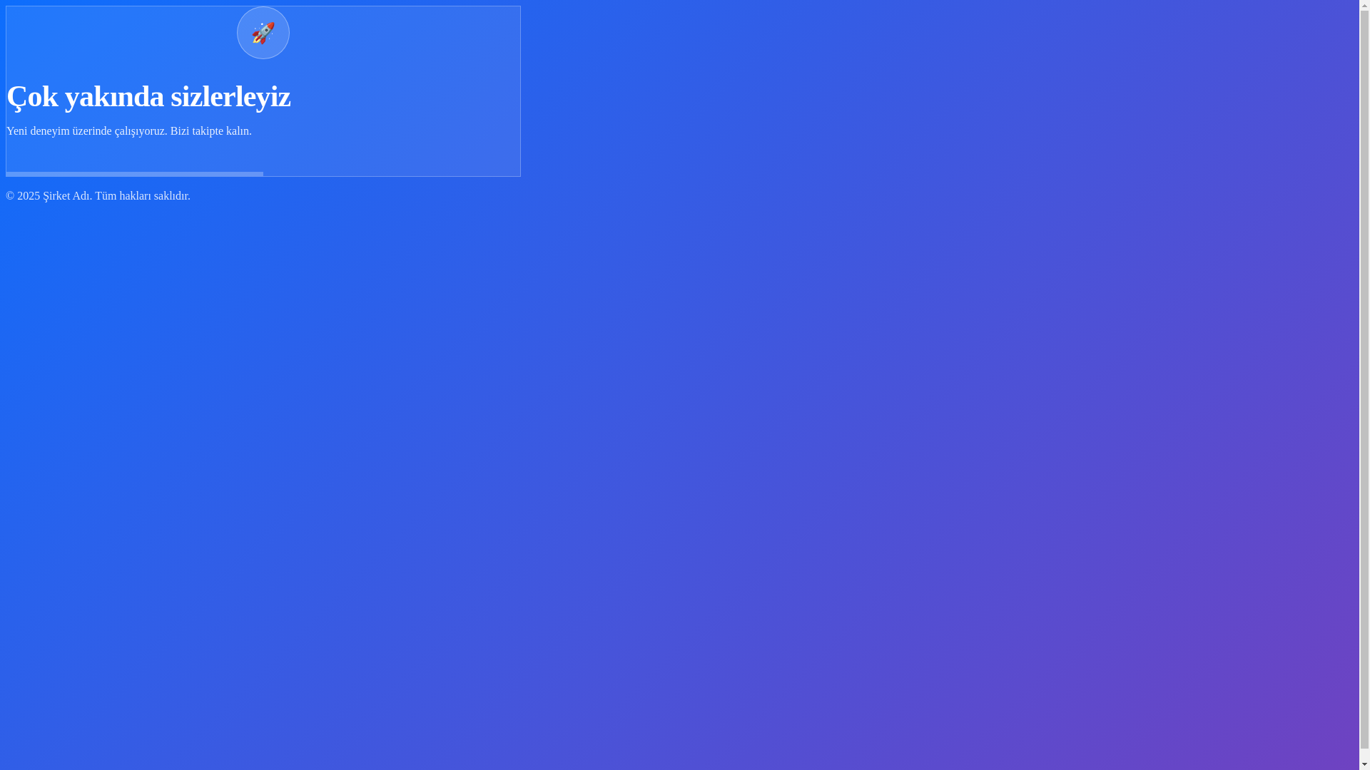 website screenshot of https://roomawear.com/
