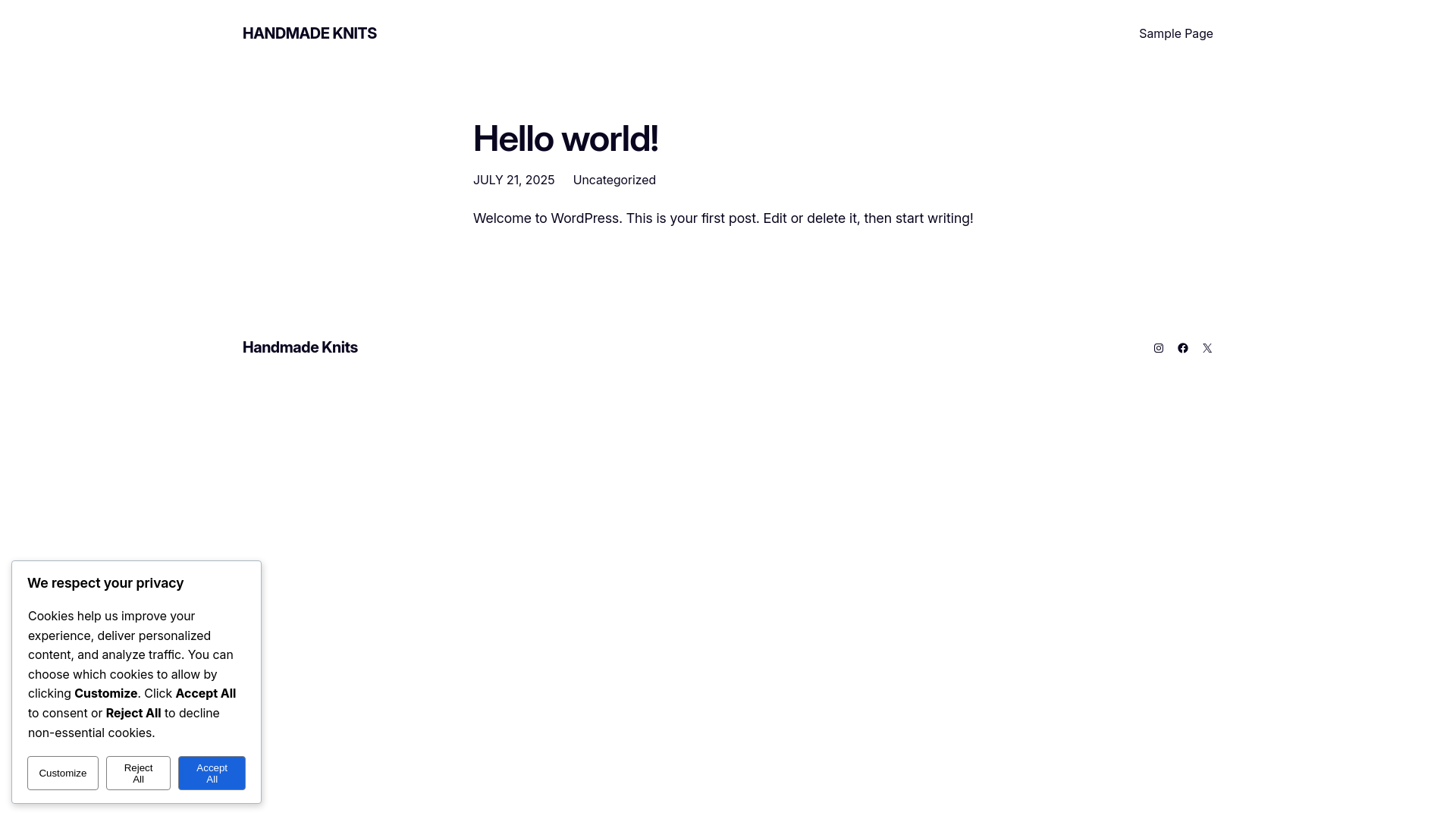 website screenshot of https://handmadeknits.com.au/