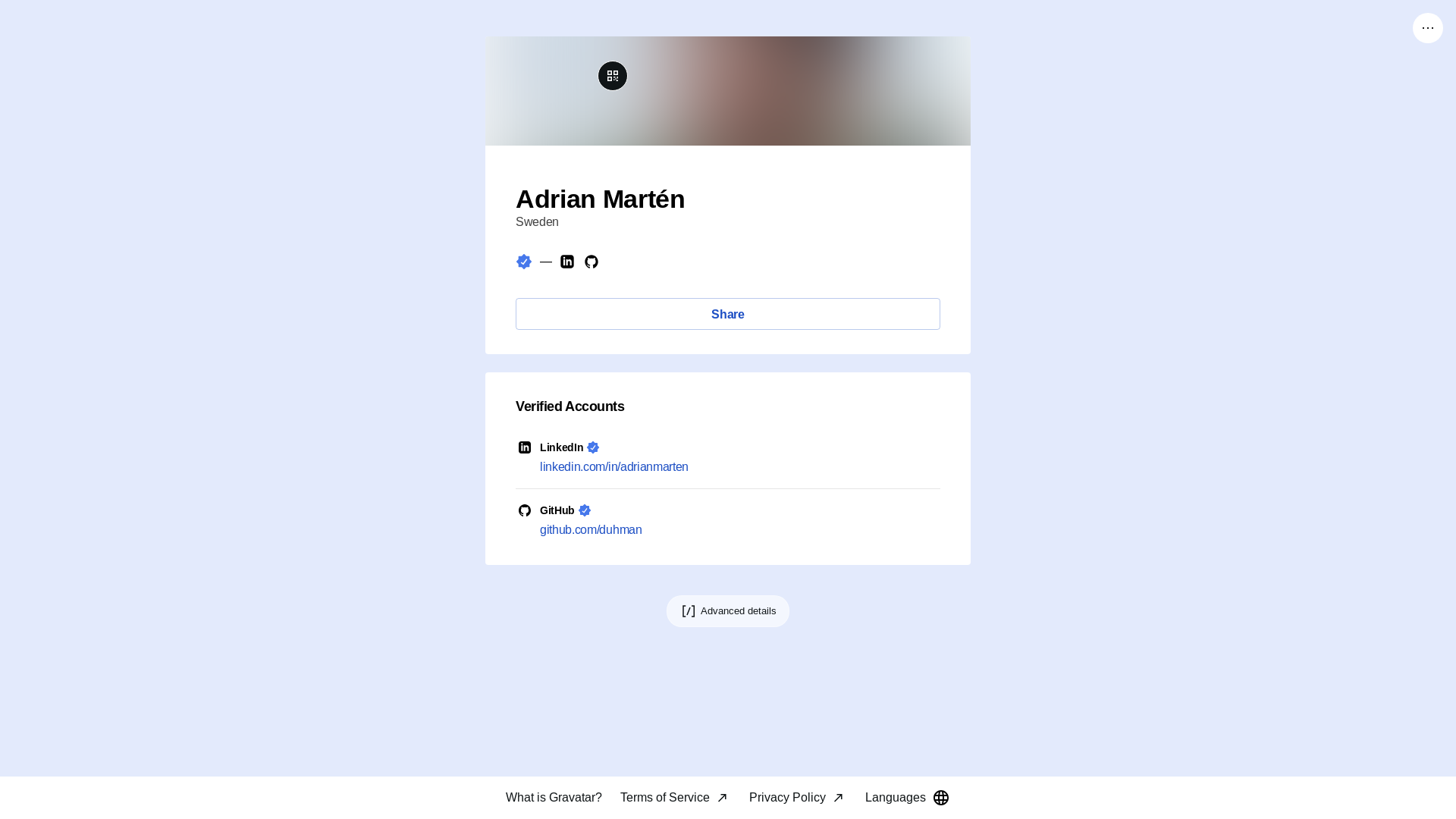 website screenshot of https://adrianmarten.link/