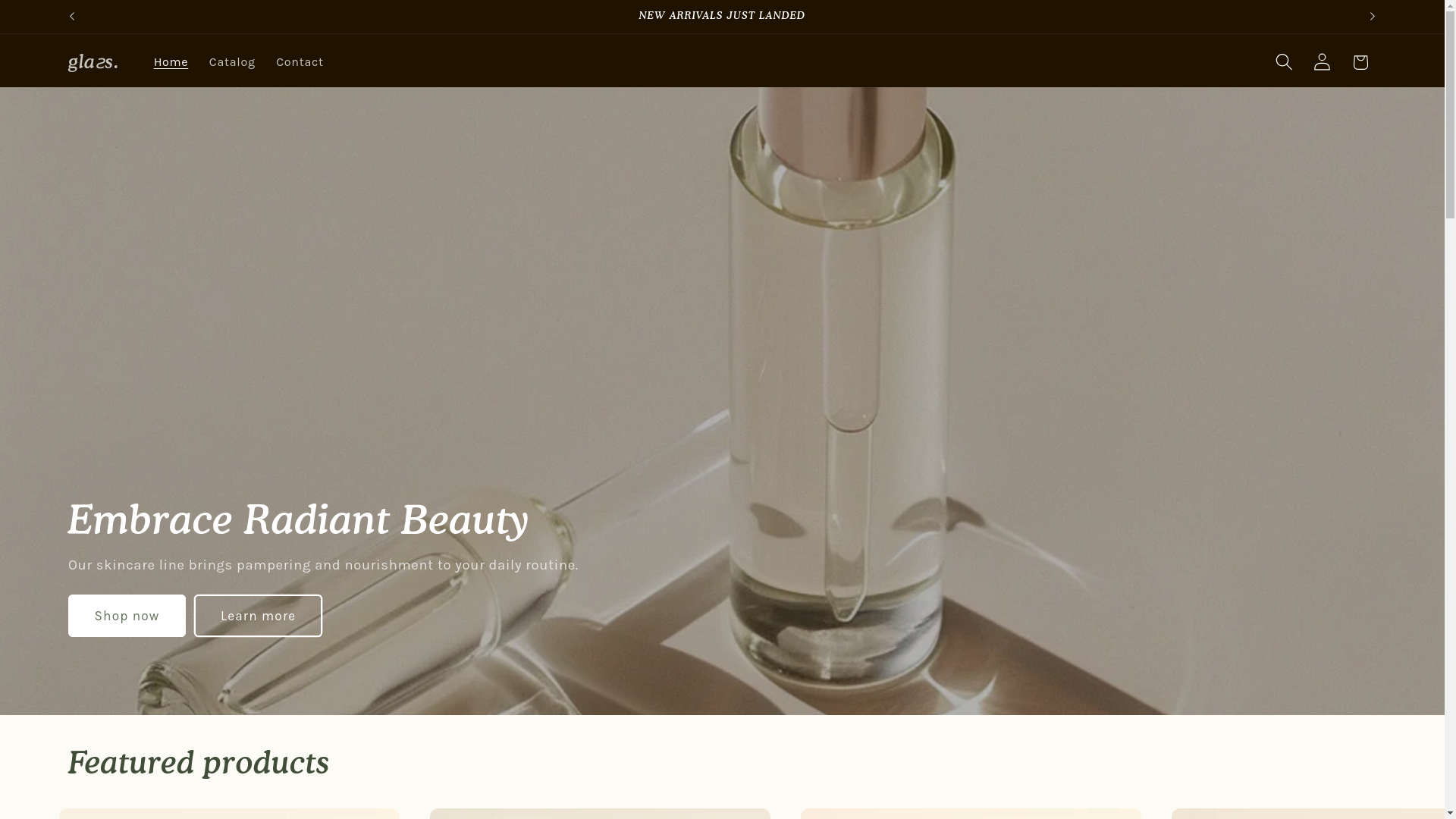 website screenshot of https://glasskincare.co/