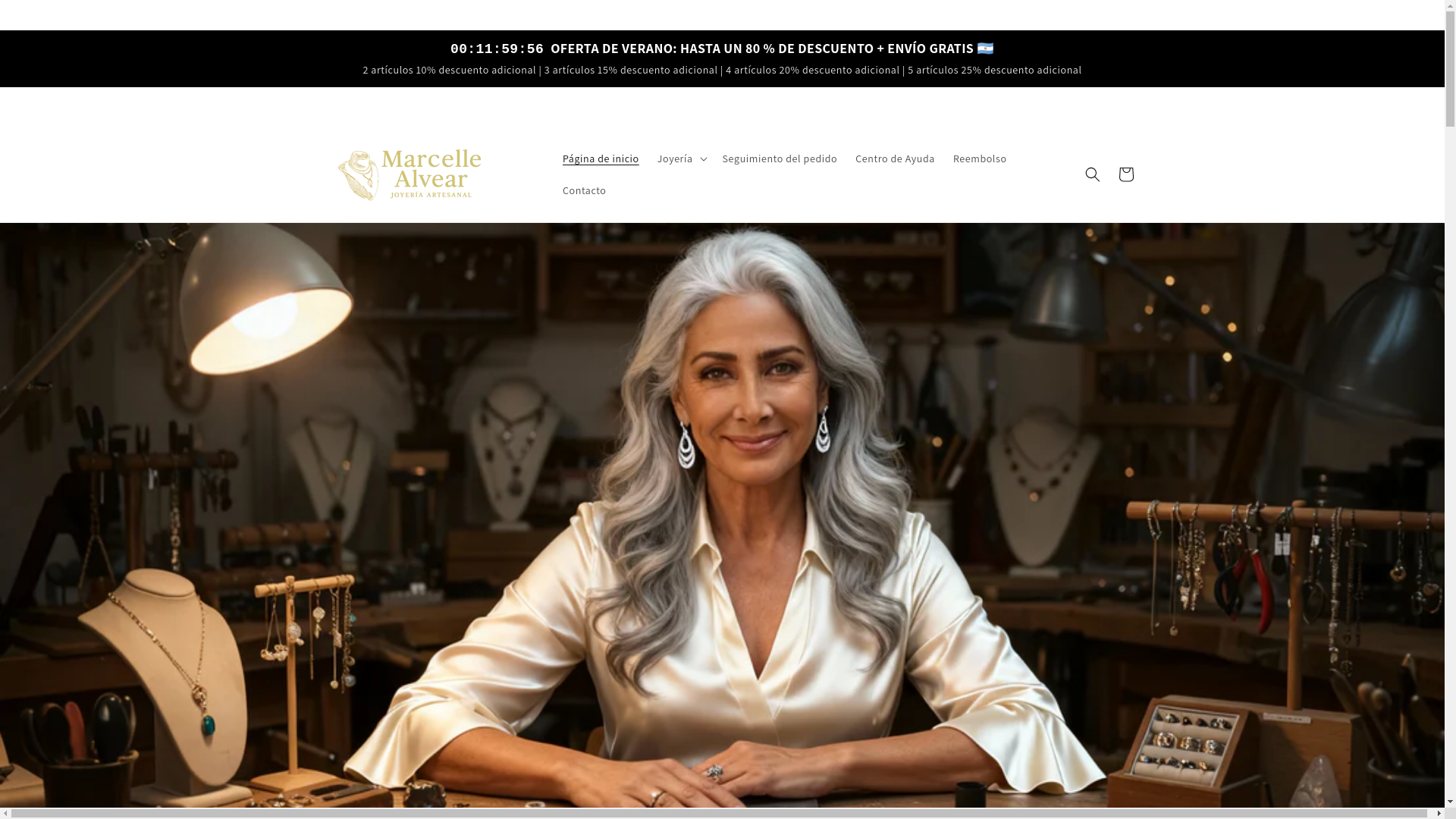 website screenshot of https://marcellealvear.com/