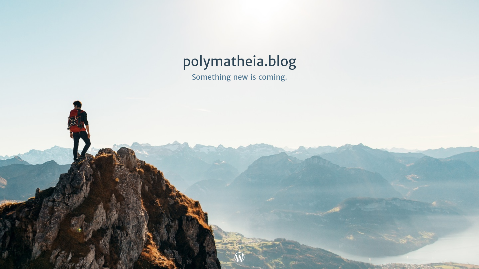 website screenshot of https://polymatheia.blog/