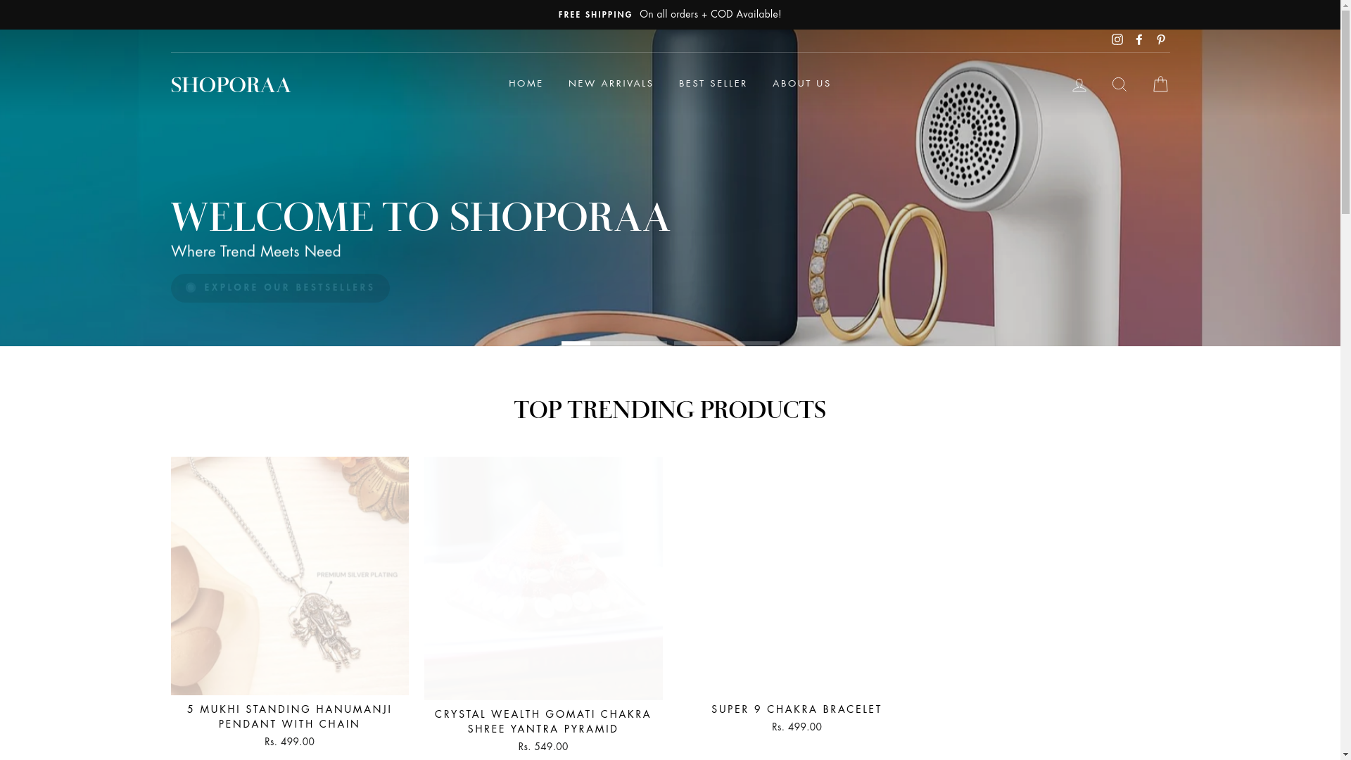 website screenshot of https://shoporaa.store/