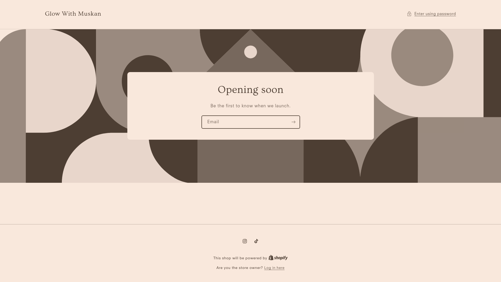 website screenshot of https://glowwithmuskan.com/