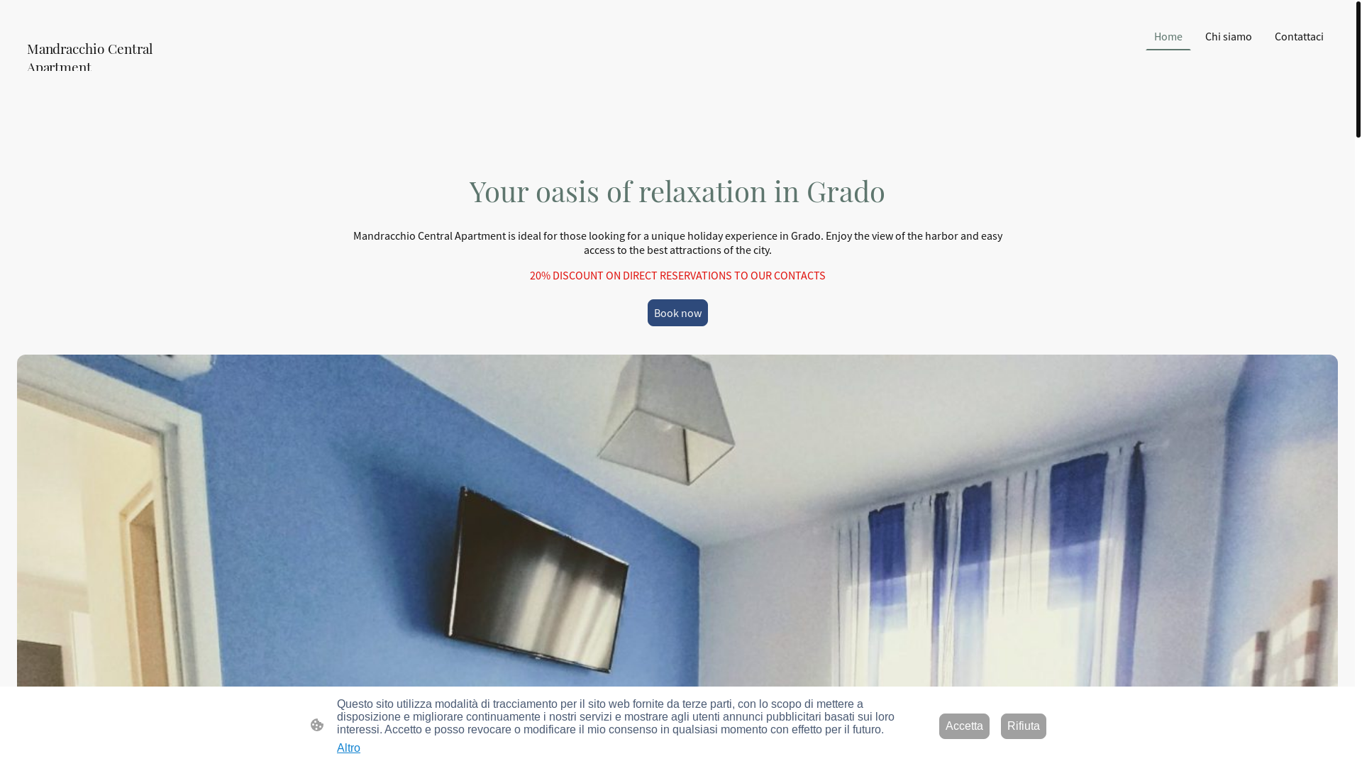 website screenshot of https://mandracchiocentralapartment.it/