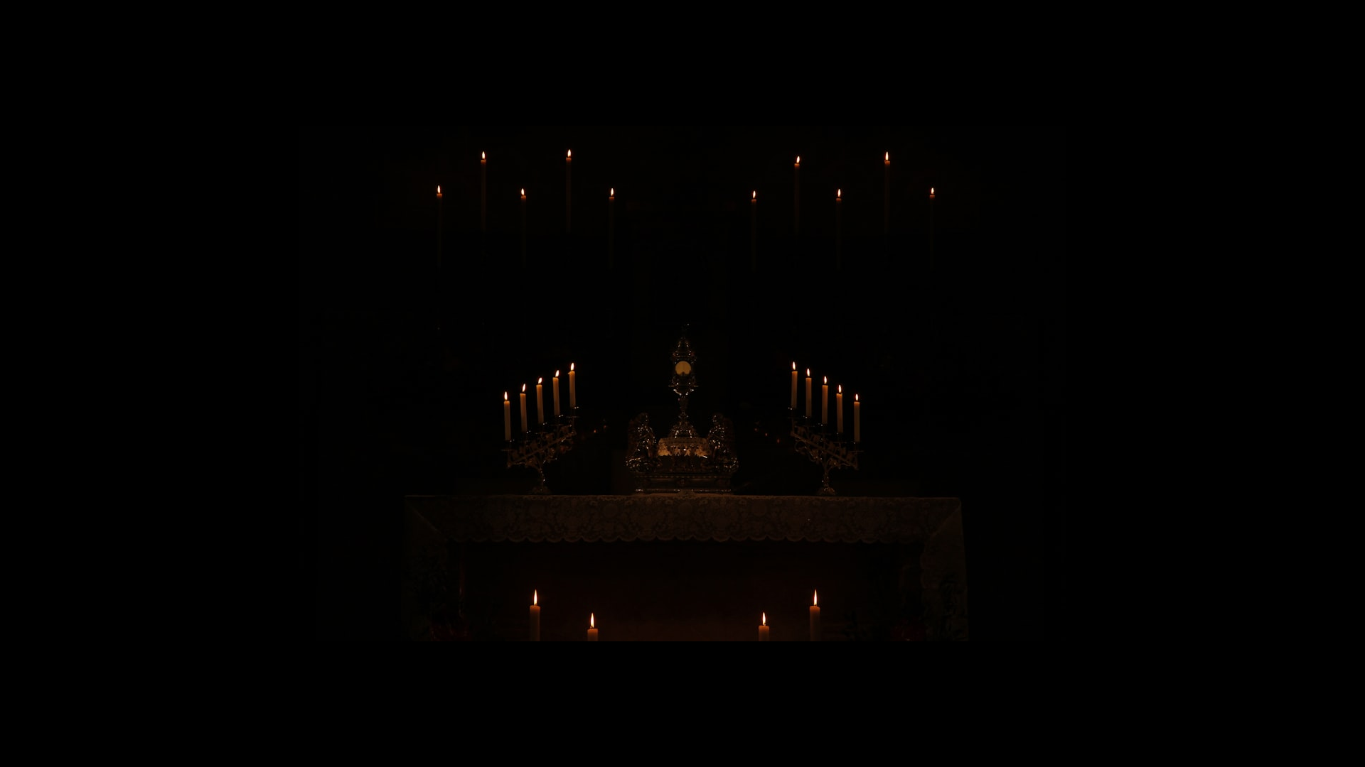 website screenshot of https://latumbadefraydamian.com/