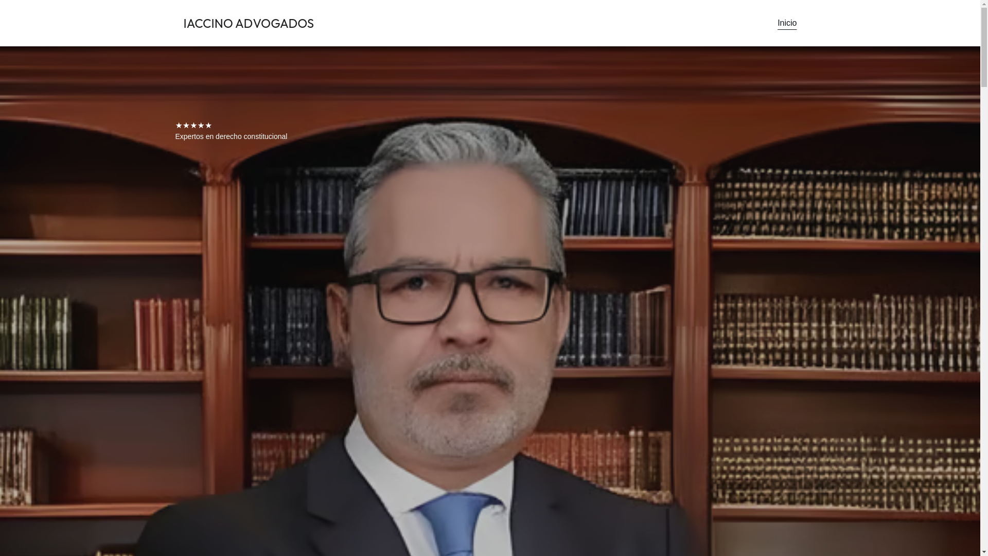 website screenshot of https://alvaroiaccino.com/
