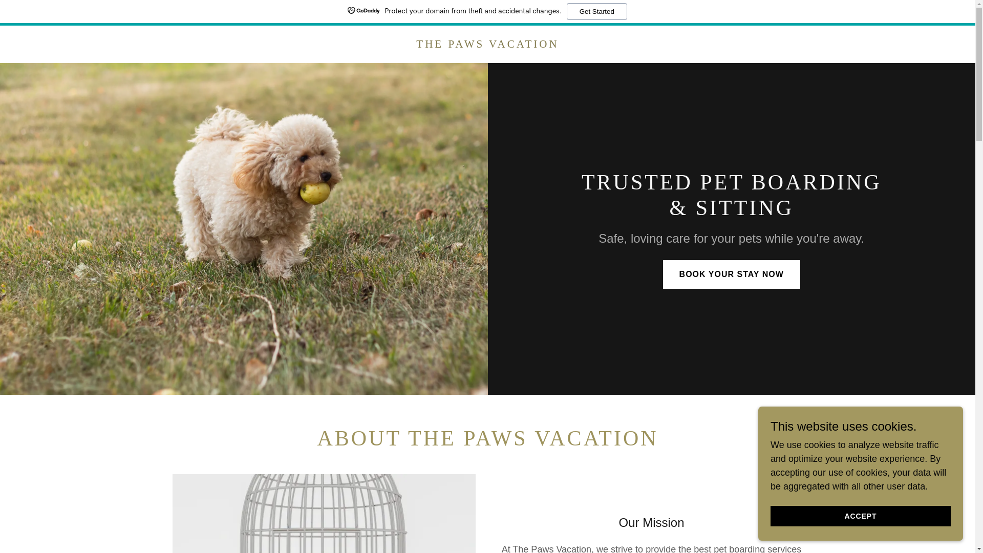 website screenshot of https://pawsvacation.com.au/
