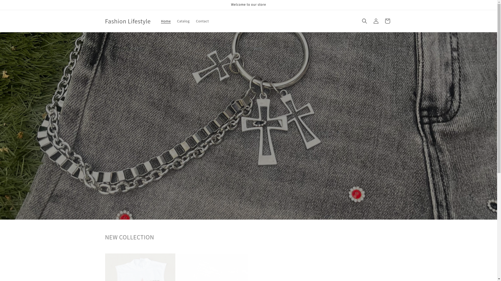 website screenshot of https://fashionofart.store/