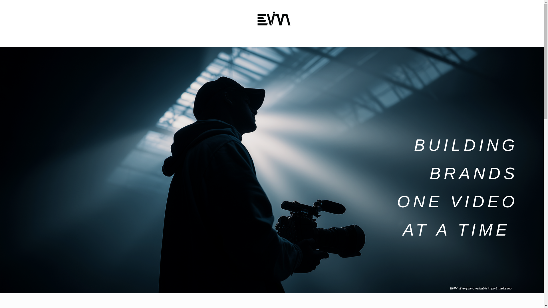 website screenshot of https://evimcreative.com/
